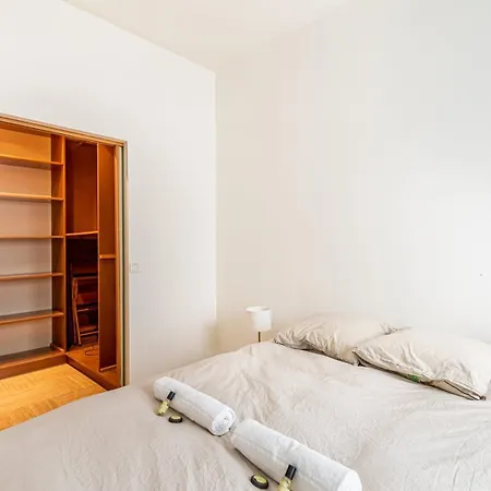 Appartement Elegant Pres Des Galeries Lafayette Paris